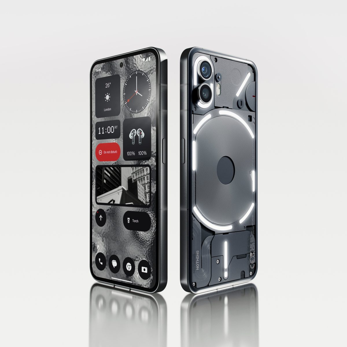 Galleria foto 'Naked, la moda della tecnologia nuda' - foto 6