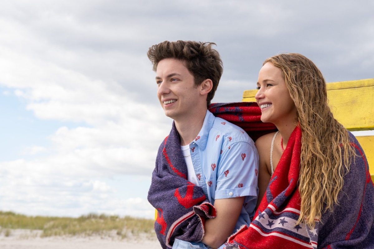 Galleria foto 'Fidanzata in affitto, il ritorno spuntato (e con nudo integrale) di Jennifer Lawrence' - foto 3