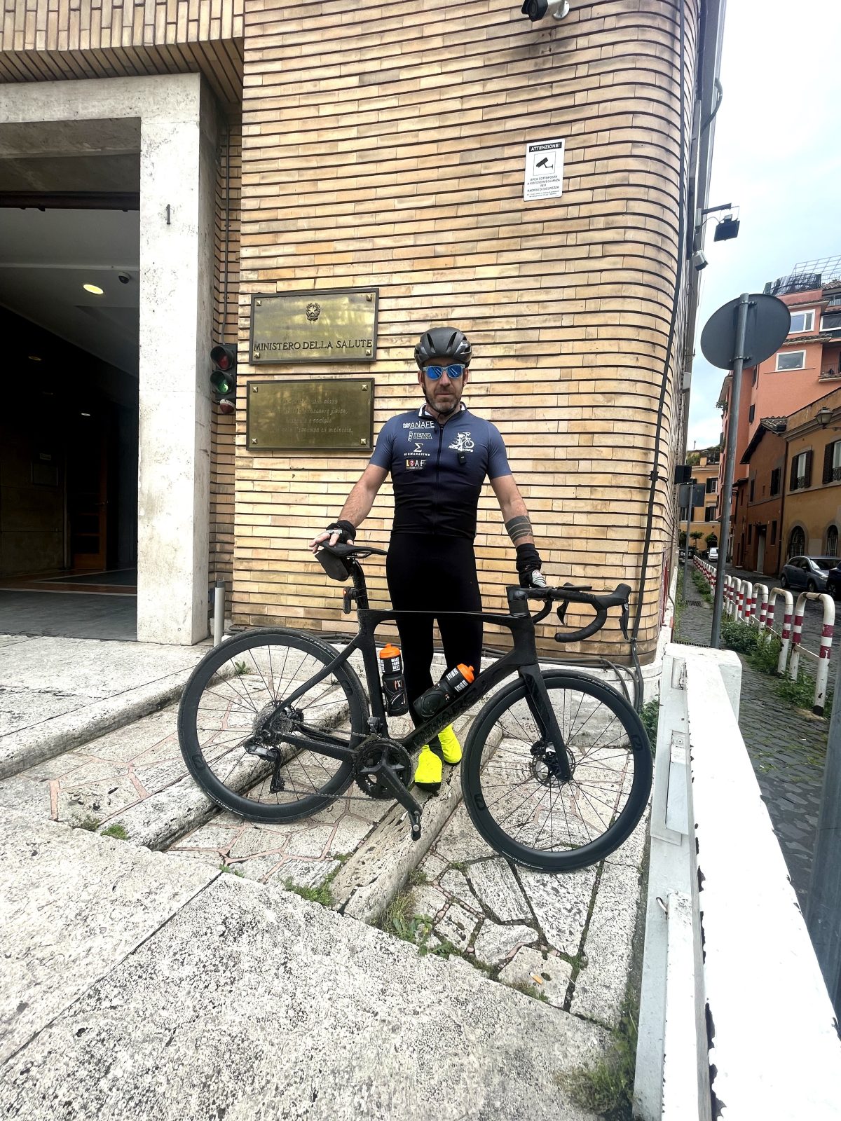 Galleria foto 'Così la sigaretta elettronica può aiutare la salute pubblica' - foto 4