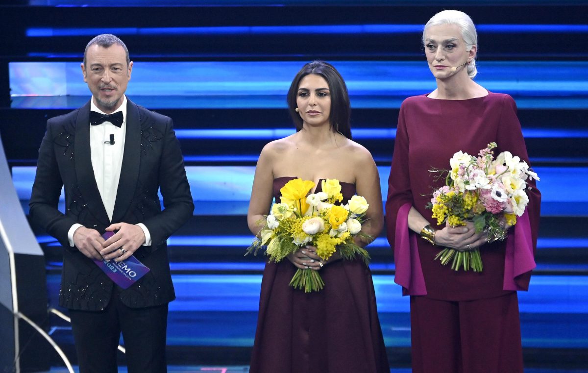 Galleria foto 'Sanremo 2023, i look del Festival' - foto 19