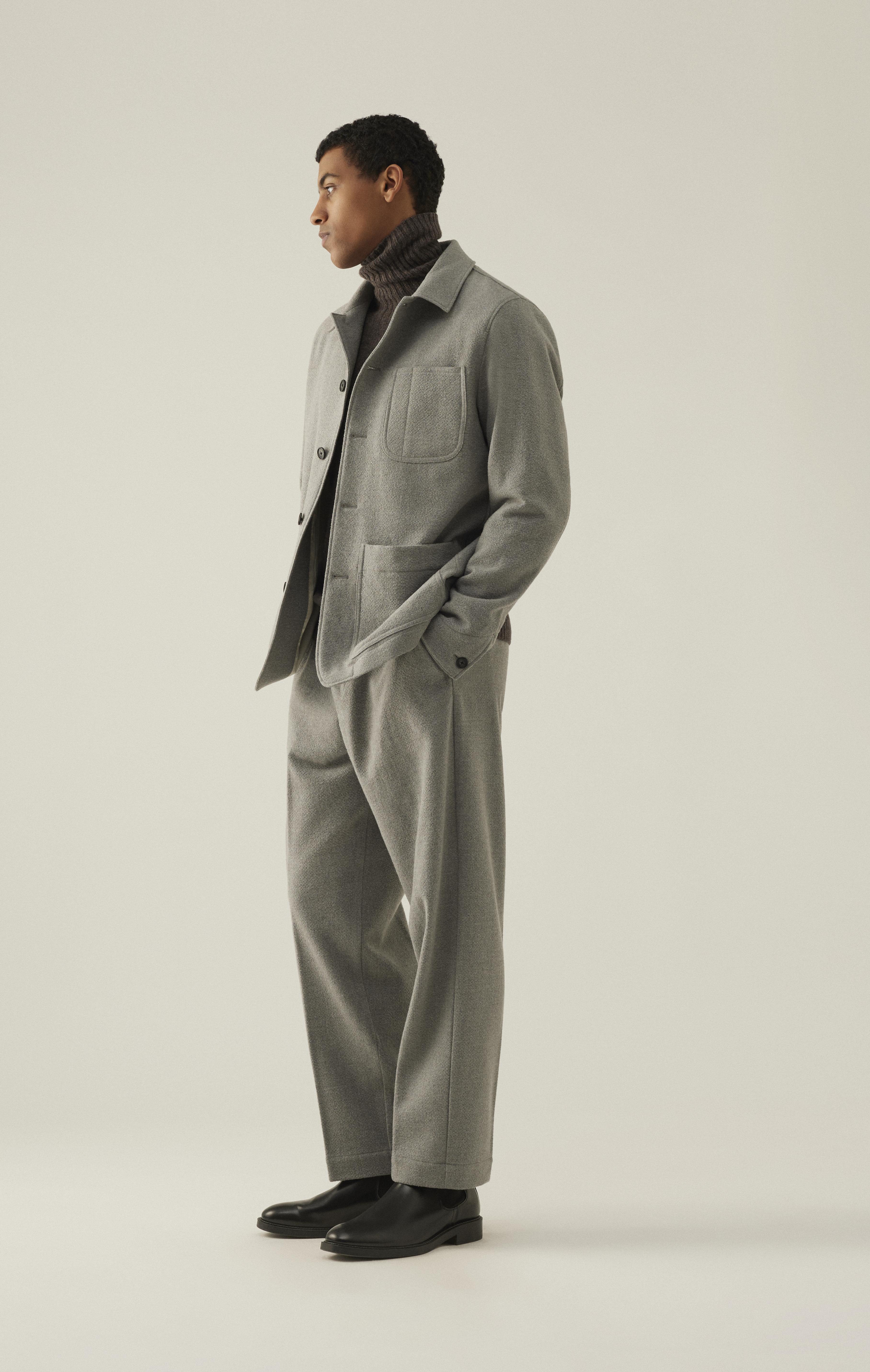 Moda formale (ma non classica) e artistica a Pitti Uomo 103