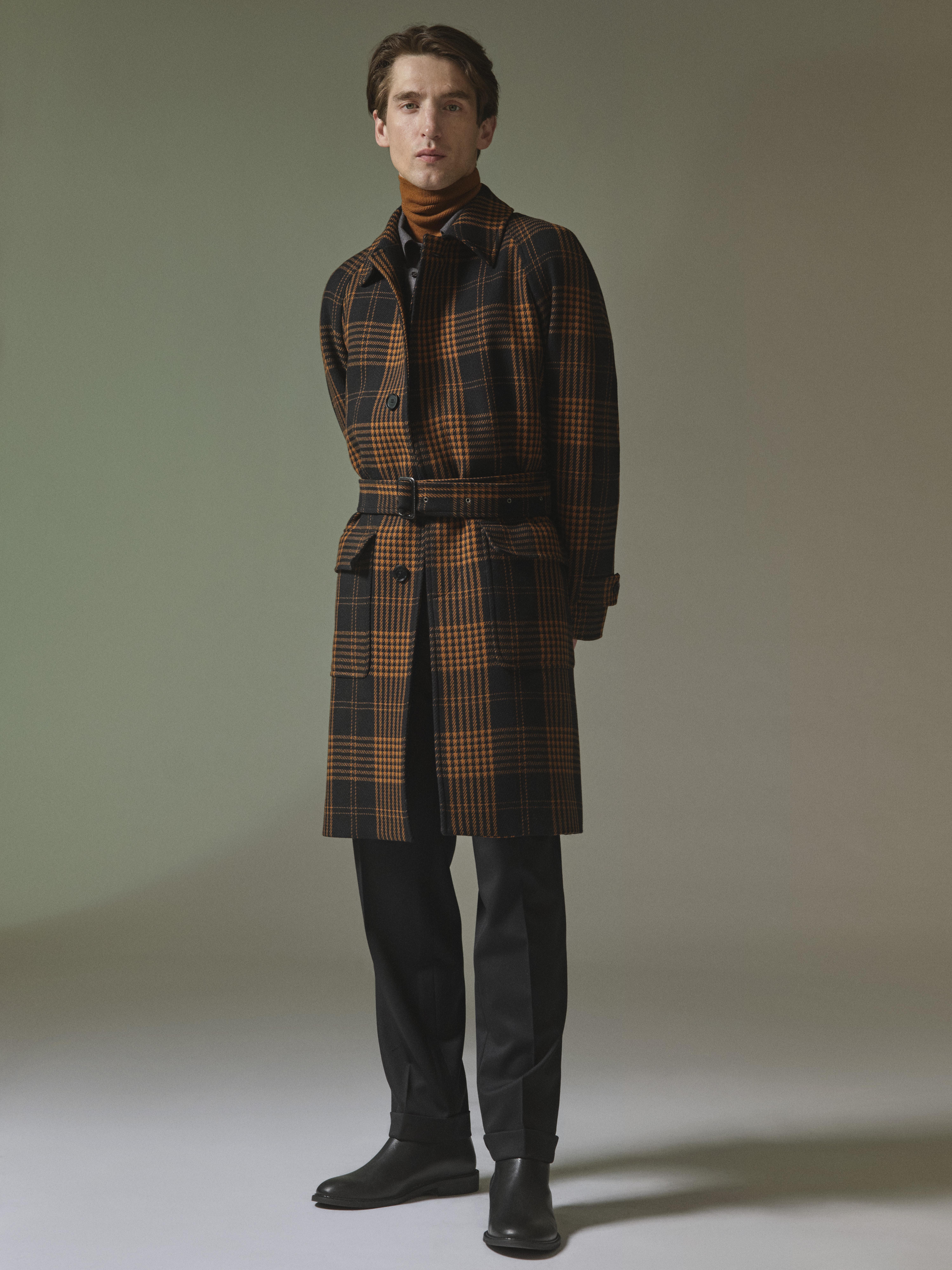 Moda formale (ma non classica) e artistica a Pitti Uomo 103