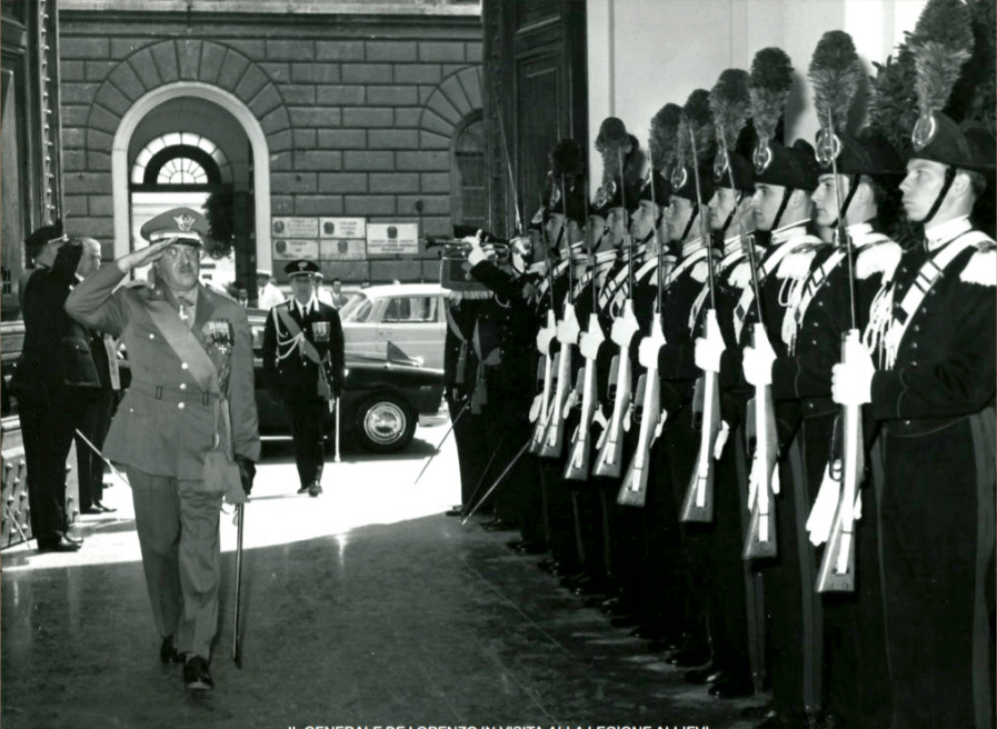 Il “Piano Solo”? Fu solo un “Golpe Rosso” Il “Piano Solo”? Fu solo un “Golpe Rosso”