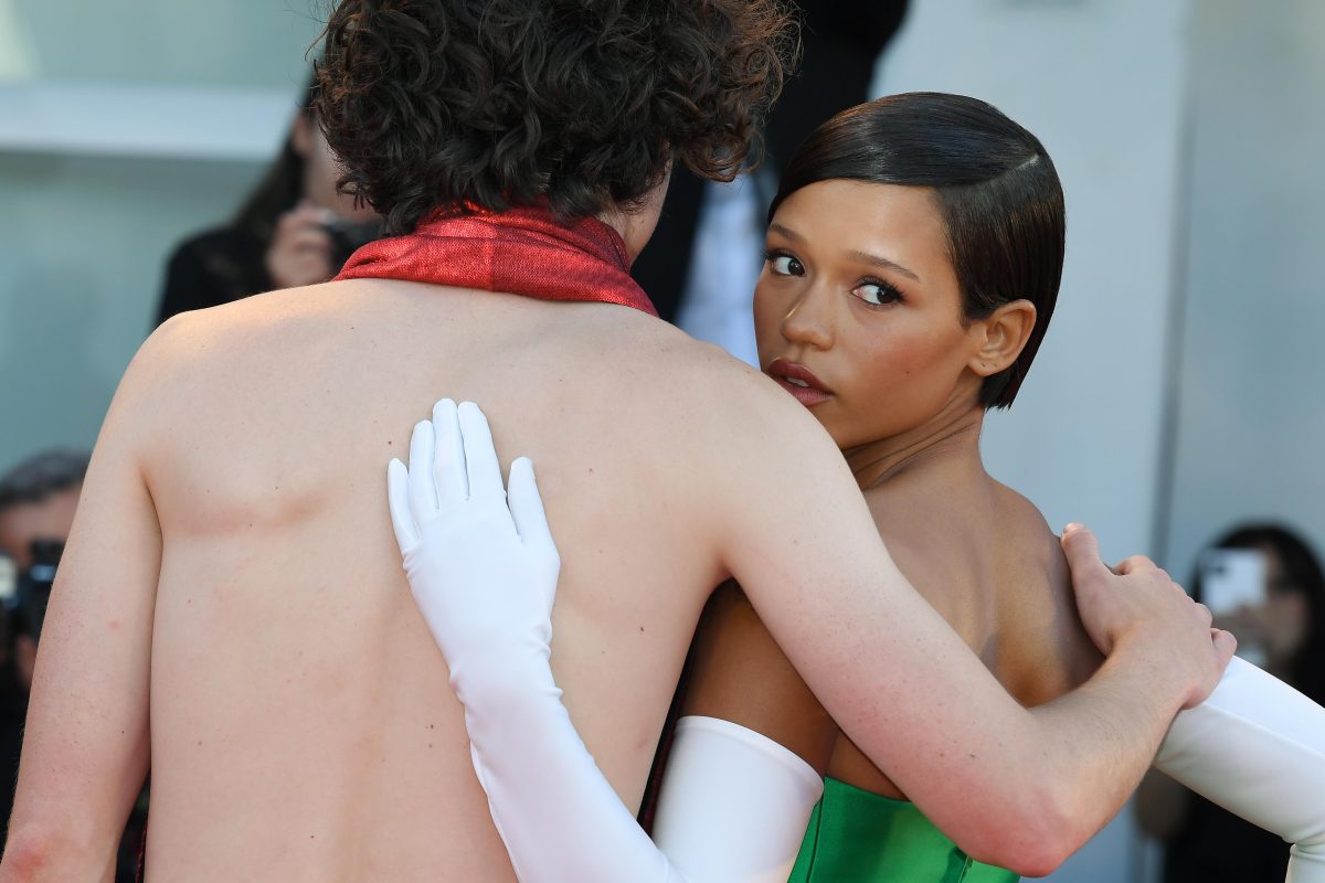 Galleria foto 'Gli ultimi look al Lido di Venezia: da Mariacarla Boscono a Timothée Chalamet' - foto 9