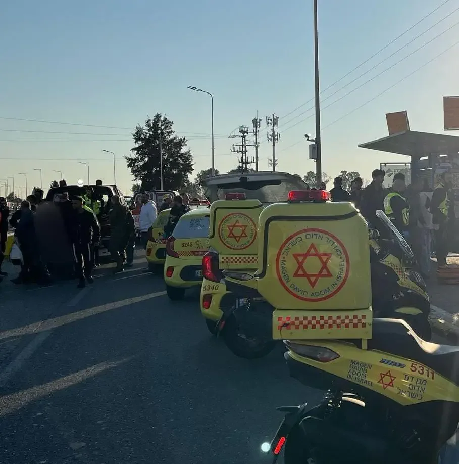 Attacco terroristico nel nord di Israele, dodici feriti. Ucciso l’attentatore