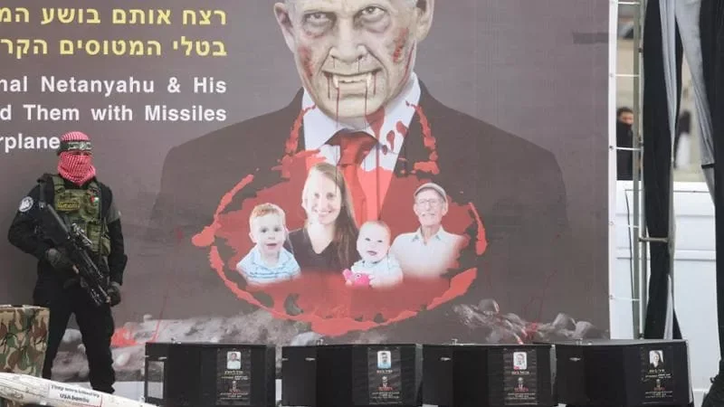 Israele, Hamas restituisce i corpi dei piccoli Bibas e della loro madre