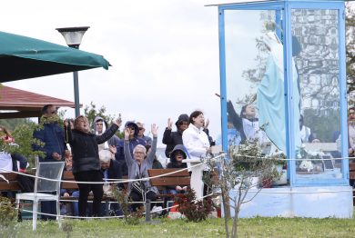 Madonna di Trevignano. Nel sangue il dna di Gisella Cardia. E a parlarne arriva anche il Daily Mail