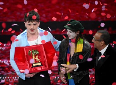 Sanremo 2025, ascolti boom ultima serata: 13,5 milioni (73,1% share)