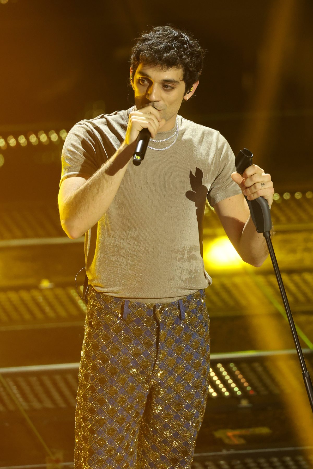 Galleria foto 'Sanremo 2025: le pagelle dei look della finale' - foto 24