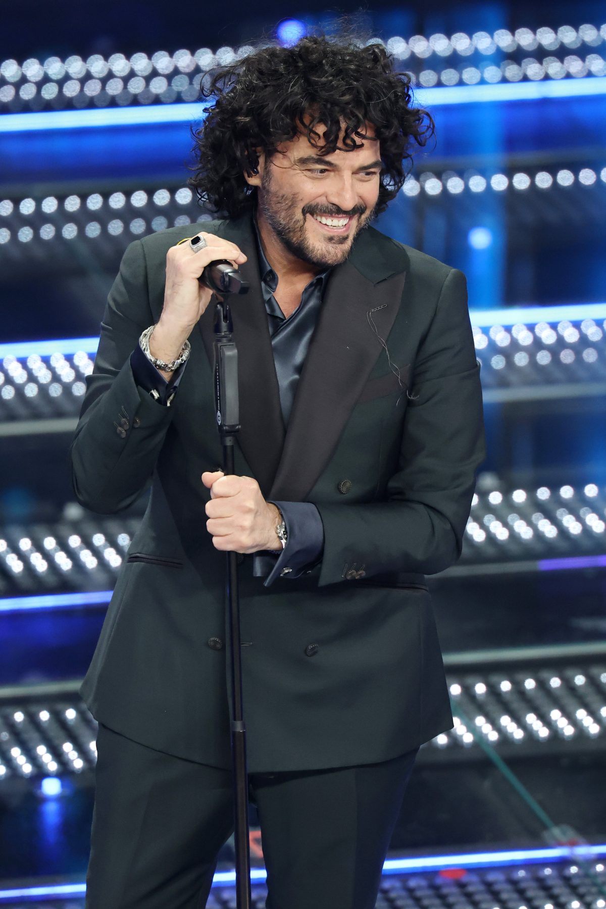 Galleria foto 'Sanremo 2025: le pagelle dei look della serata cover' - foto 26