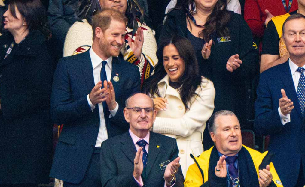 Meghan Markle, il bacio a Harry d’Inghilterra è un messaggio al mondo (e a Trump) – Foto