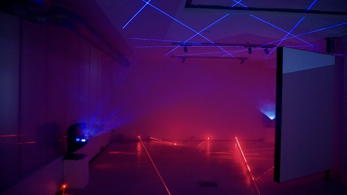 Galleria foto '“Superconnection”, a Milano la mostra interattiva che riflette sulla dipendenza da smartphone' - foto 5