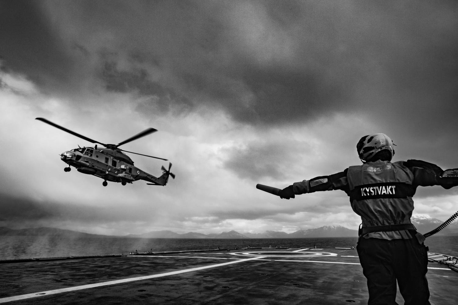 Perché la Norvegia rinuncia agli elicotteri NH90