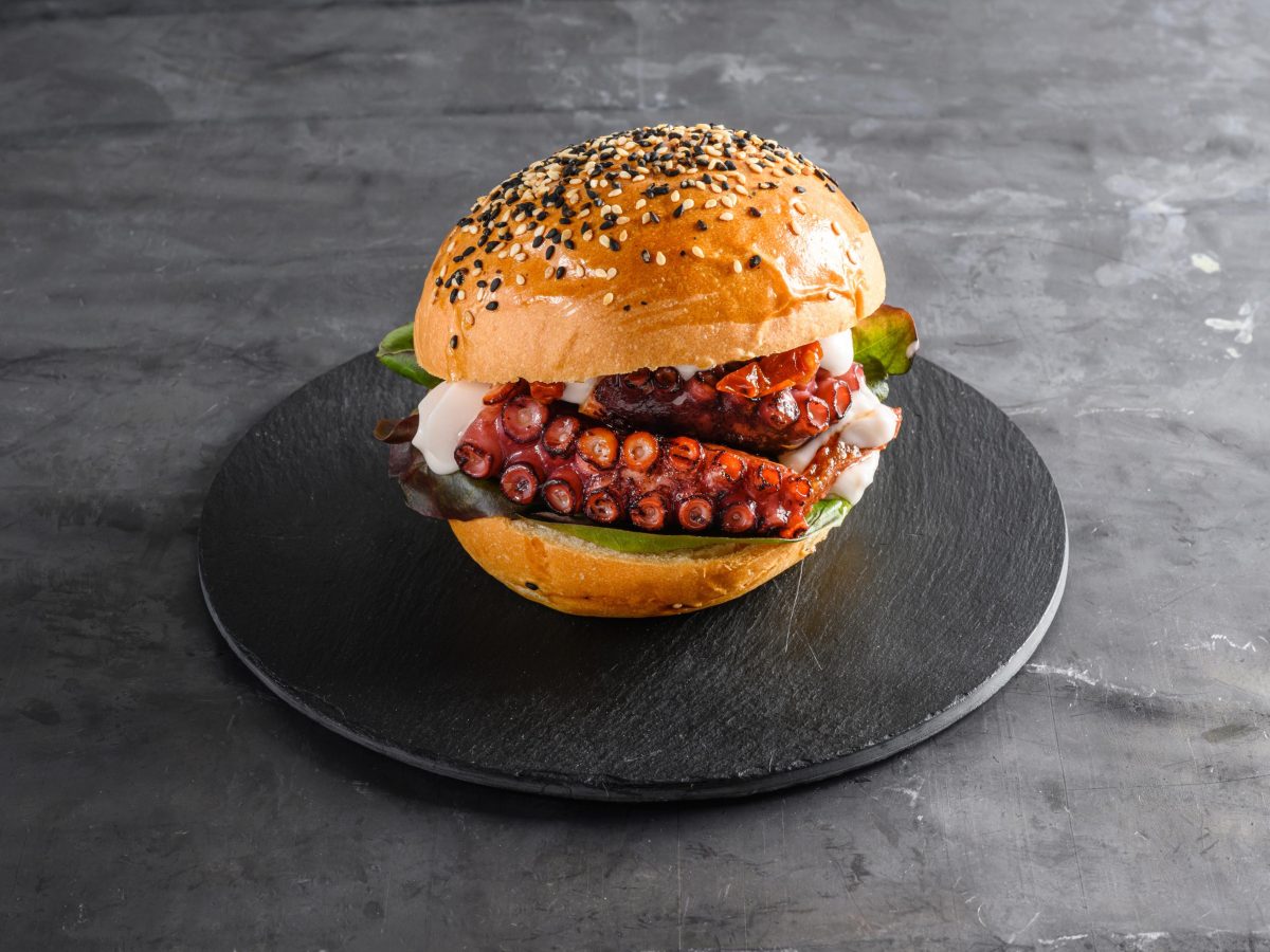 Galleria foto 'World Burger Day, la festa del panino più amato (e rivisto così)' - foto 2