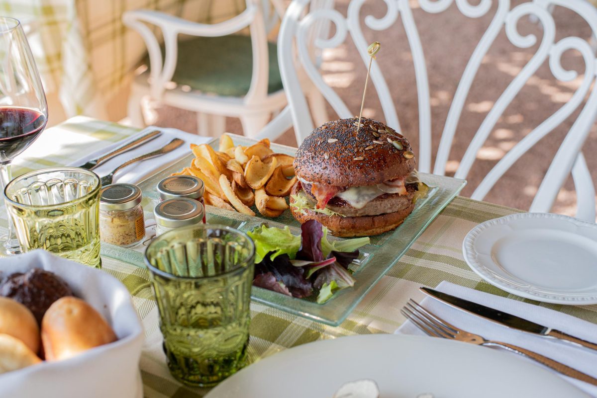 Galleria foto 'World Burger Day, la festa del panino più amato (e rivisto così)' - foto 6