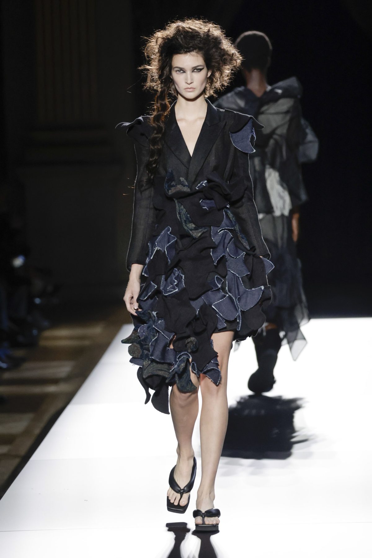 Galleria foto 'Luci e ombre alla Paris Fashion Week' - foto 3