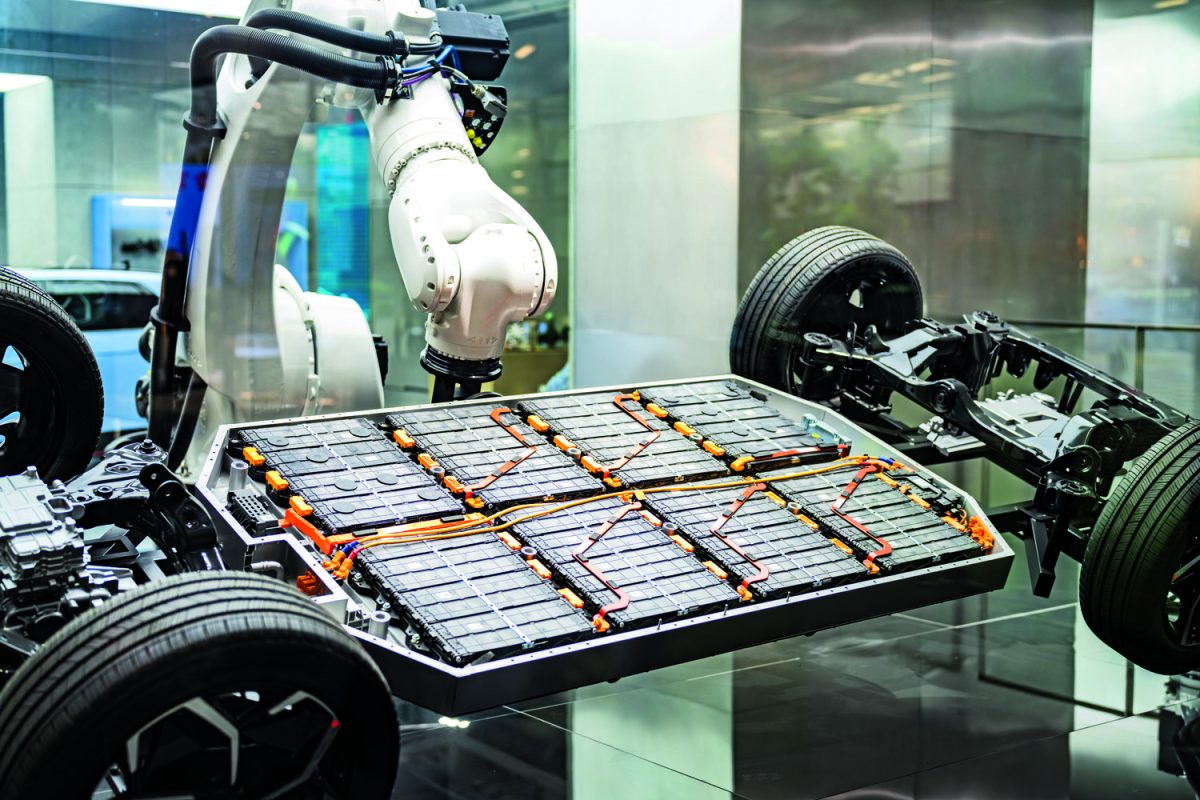 Tutte le bugie sull’auto elettrica