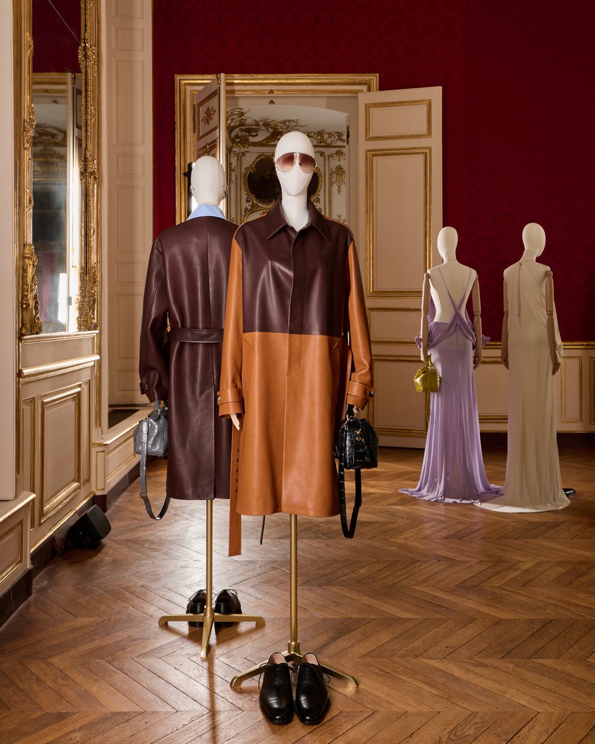 Galleria foto 'Paris Fashion Week: il surrealismo artistico di Loewe' - foto 11