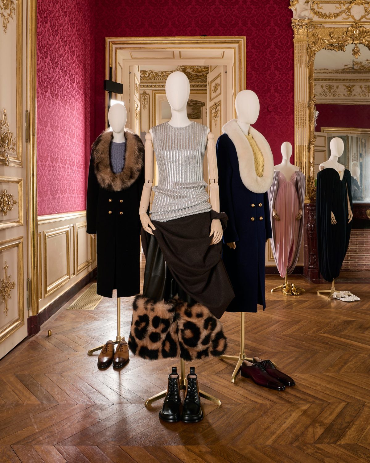 Galleria foto 'Paris Fashion Week: il surrealismo artistico di Loewe' - foto 6