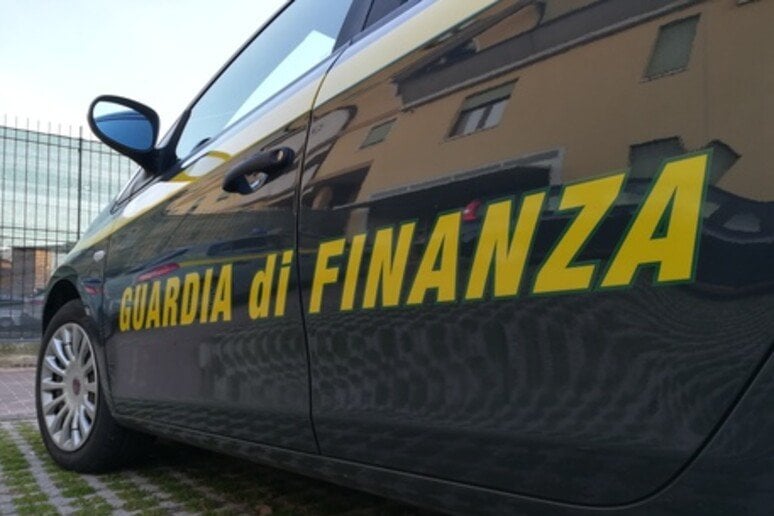 Mafia: Sequestrati 3 milioni di euro all’autista di Matteo Messina Denaro Mafia: Sequestrati 3 milioni di euro all’autista di Matteo Messina Denaro