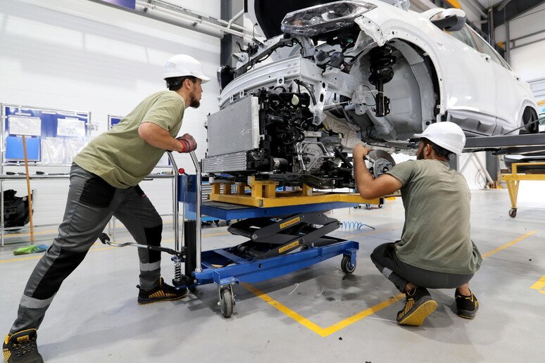 Dalla UE 1,8 miliardi all’auto. Una mancia per riparare alle follie green