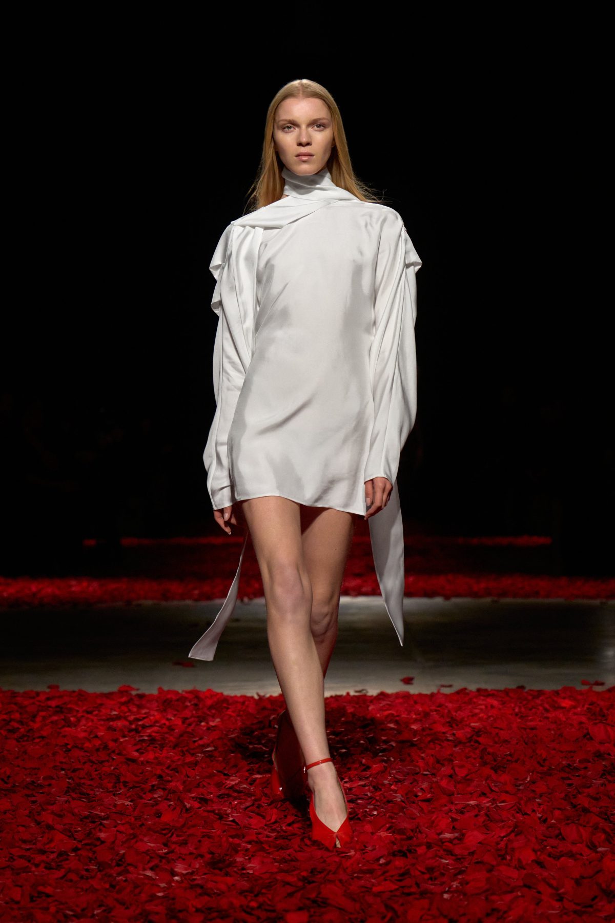 Galleria foto 'Milano Fashion Week: Ferragamo e la moda che danza' - foto 10