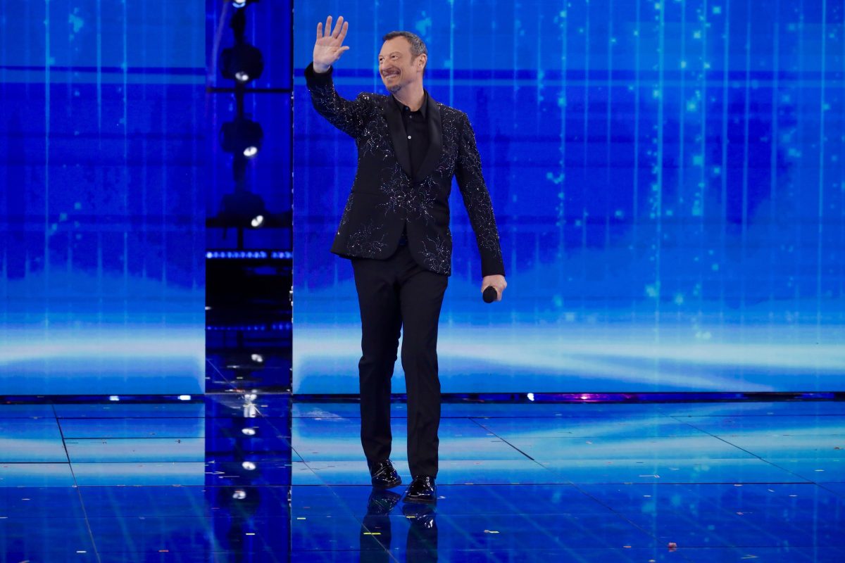 Galleria foto 'Amici 2025: Al via il serale, ecco la squadra completa' - foto 10