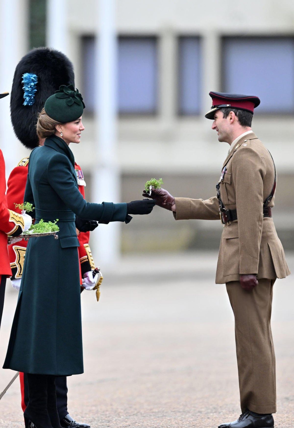 Galleria foto 'San Patrizio con Kate Middleton: ecco come ha passato la giornata la Principessa del Galles' - foto 9