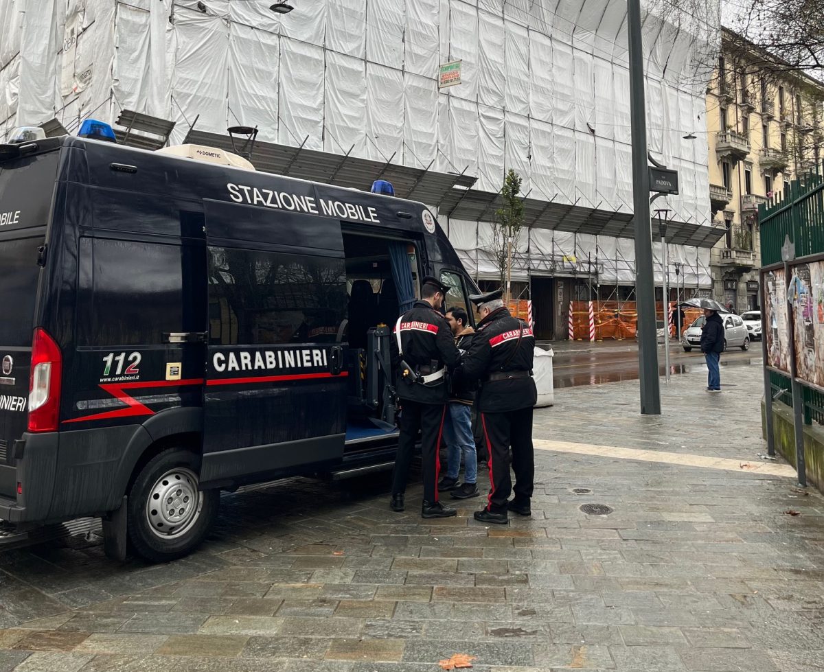Galleria foto 'Via Padova, dentro al degrado urbano di Milano' - foto 3