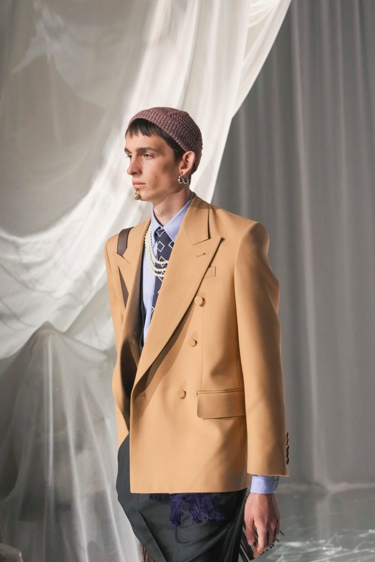 Tendenze moda: il ritorno elegante del doppiopetto