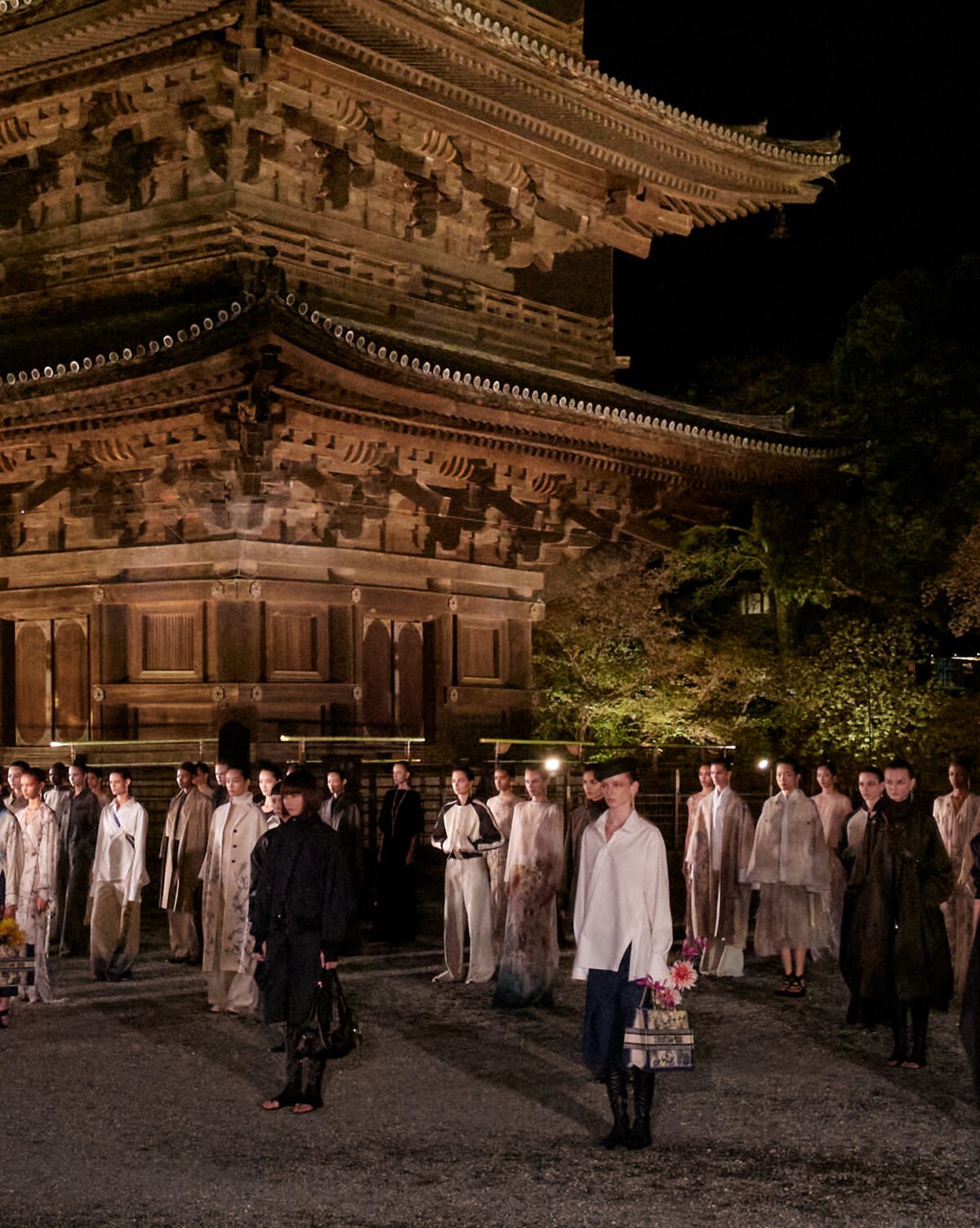 Dior Fall 2025 a Kyoto: tra tradizione giapponese ed estetica contemporanea