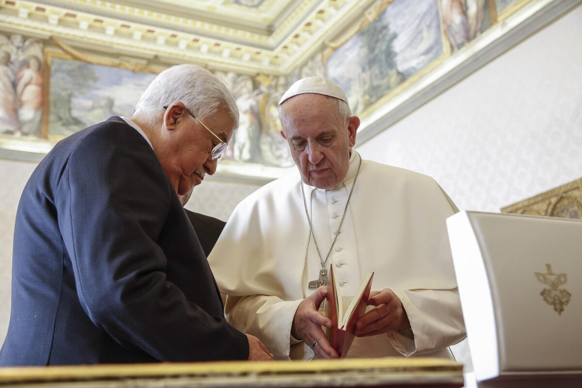 Papa Francesco: la sua storia in foto