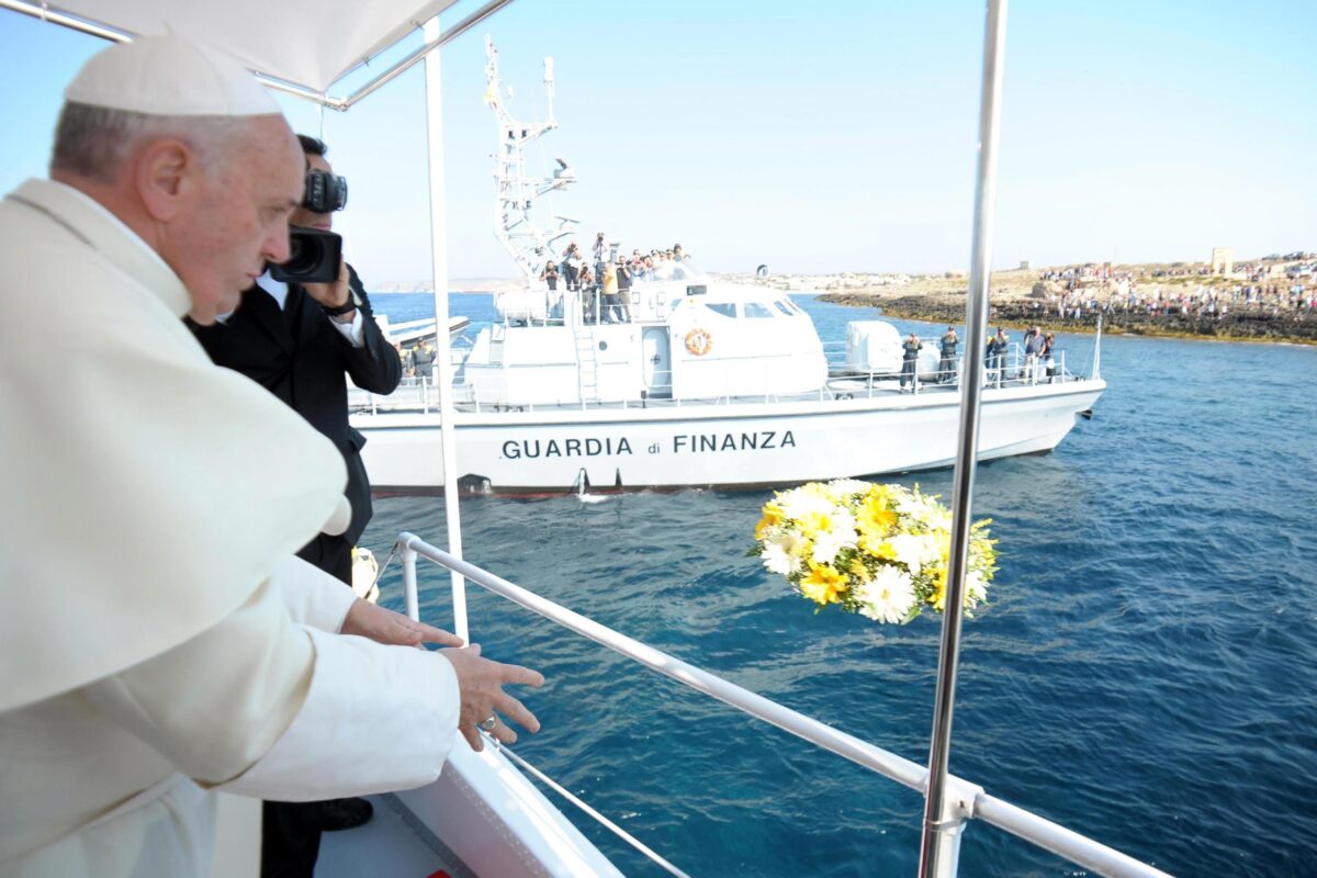 Papa Francesco, le foto dei suoi viaggi nel mondo