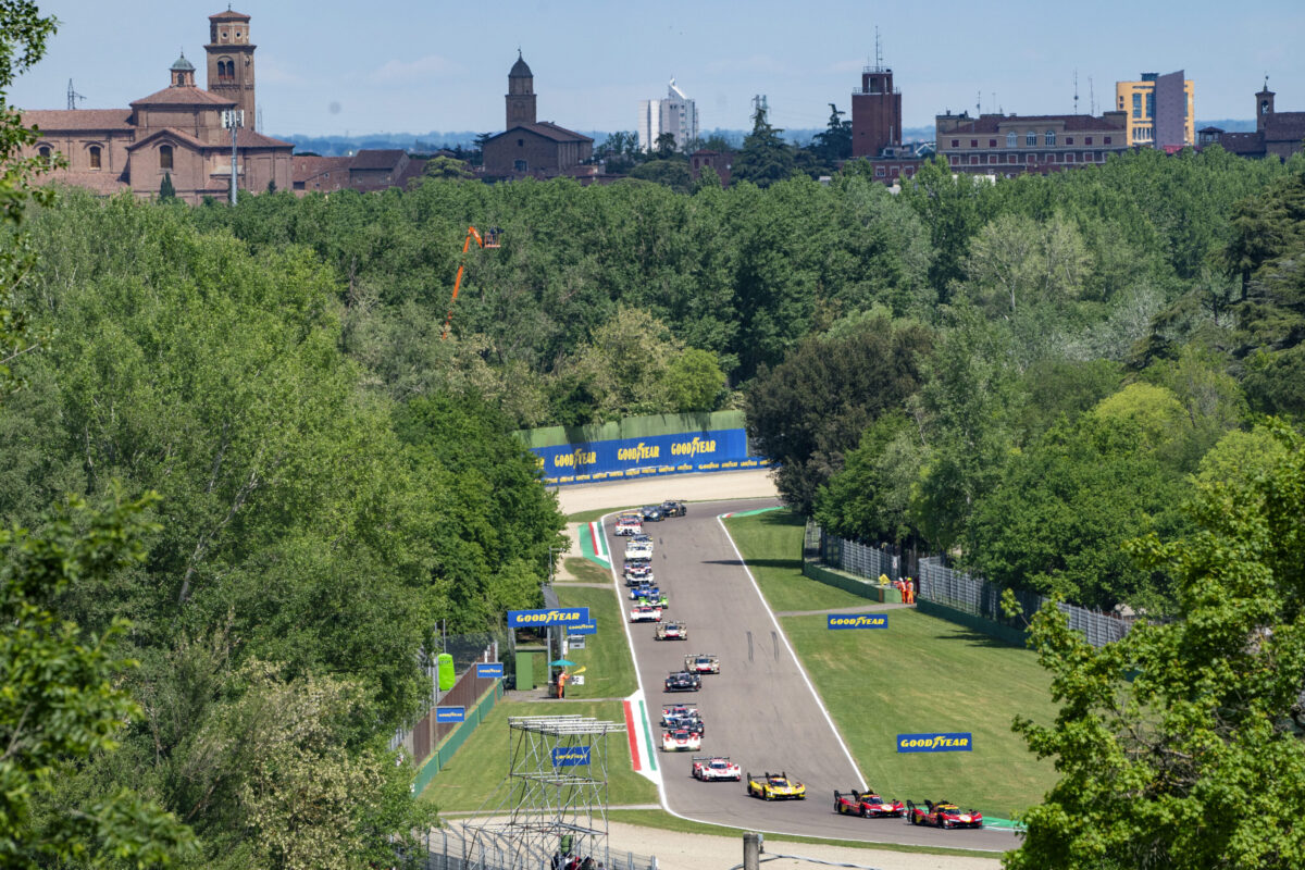 Galleria foto 'Imola accende i motori: arriva il WEC 2025' - foto 1