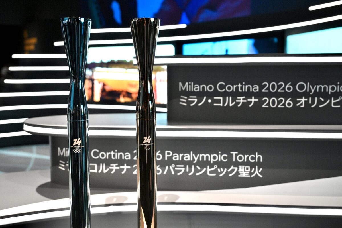Milano Cortina 2026: Ecco svelate le torce olimpiche e paralimpiche