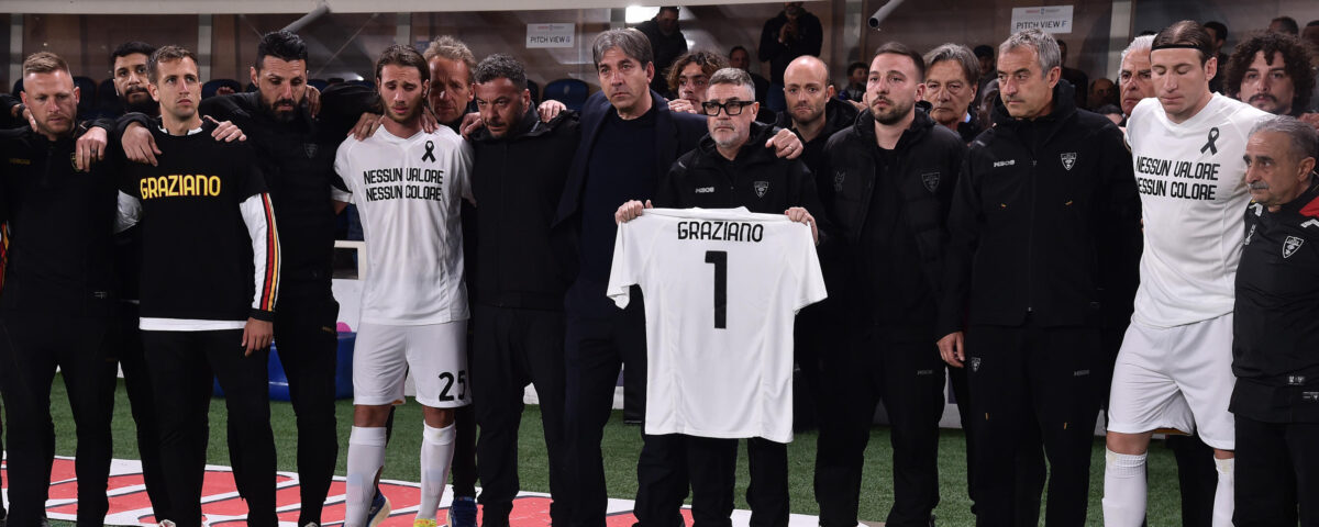 Lecce, protesta contro la Lega Serie A e lutto per la morte di Graziano Fiorita