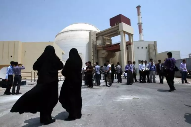 Nucleare iraniano, colloqui in stallo con gli USA: Israele valuta attacco ai siti Nucleare iraniano, colloqui in stallo con gli USA: Israele valuta attacco ai siti