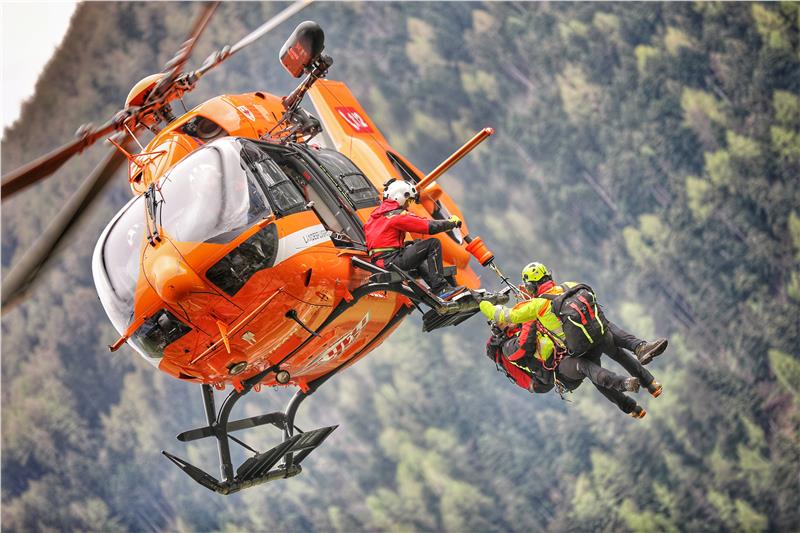 Elisoccorso a Bolzano, il Garante rileva irregolarità nella gara d’appalto Elisoccorso a Bolzano, il Garante rileva irregolarità nella gara d’appalto