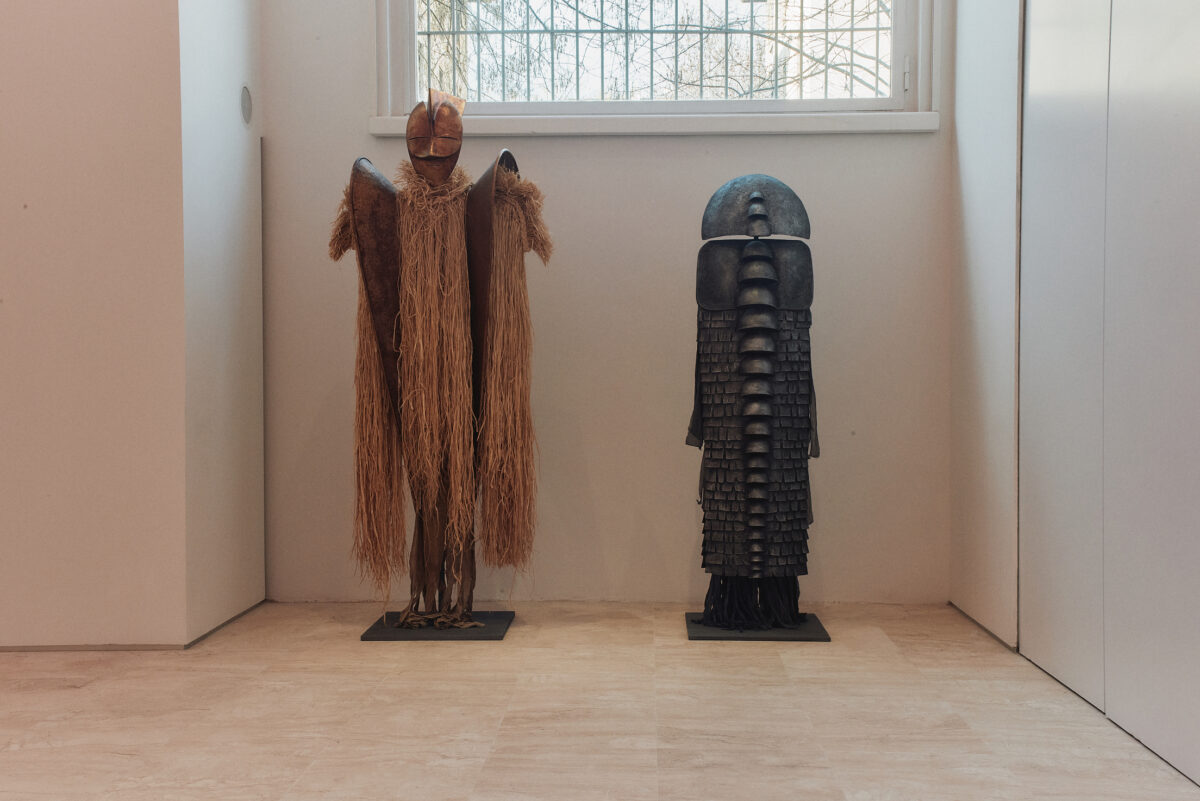 Il Labirinto di Arnaldo Pomodoro a Milano: un viaggio onirico tra mito, arte e storia sotterranea