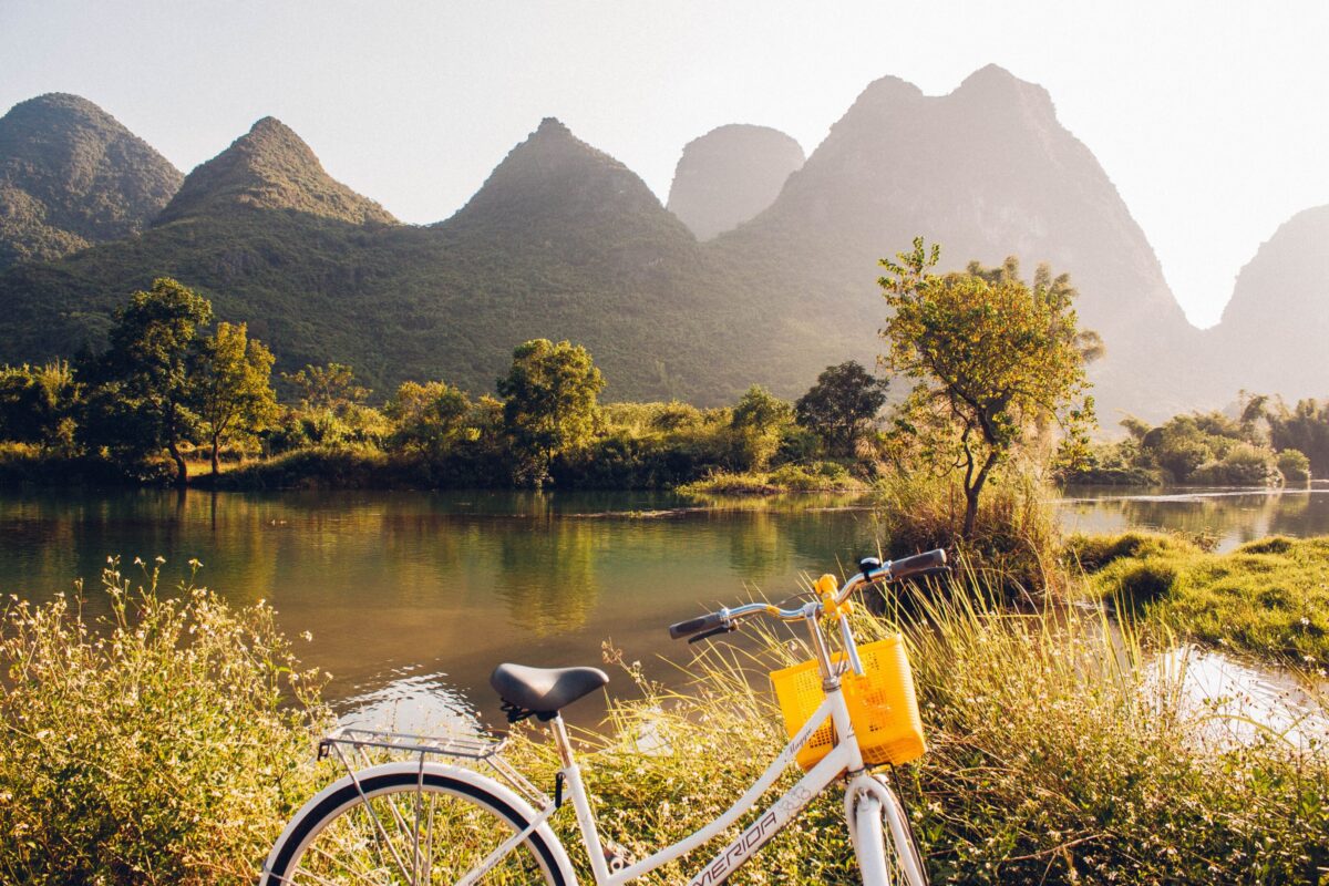 World Bike Day: quando pedalare diventa il nuovo lusso esperienziale