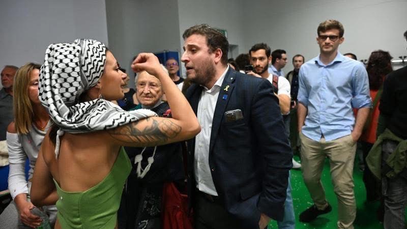 i veri neofascisti all assalto degli ebrei torna l odio razziale in italia