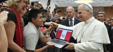 Papa Leone XIV su tecnologia e difesa del lavoro è più avanti di politica e sindacati