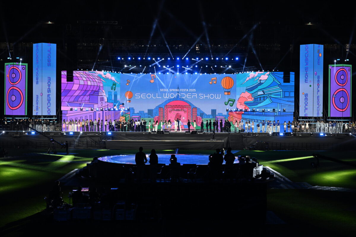 Seoul Spring Festa 2025: il festival di primavera che fa sbocciare la capitale del K-pop Seoul Spring Festa 2025: il festival di primavera che fa sbocciare la capitale del K-pop