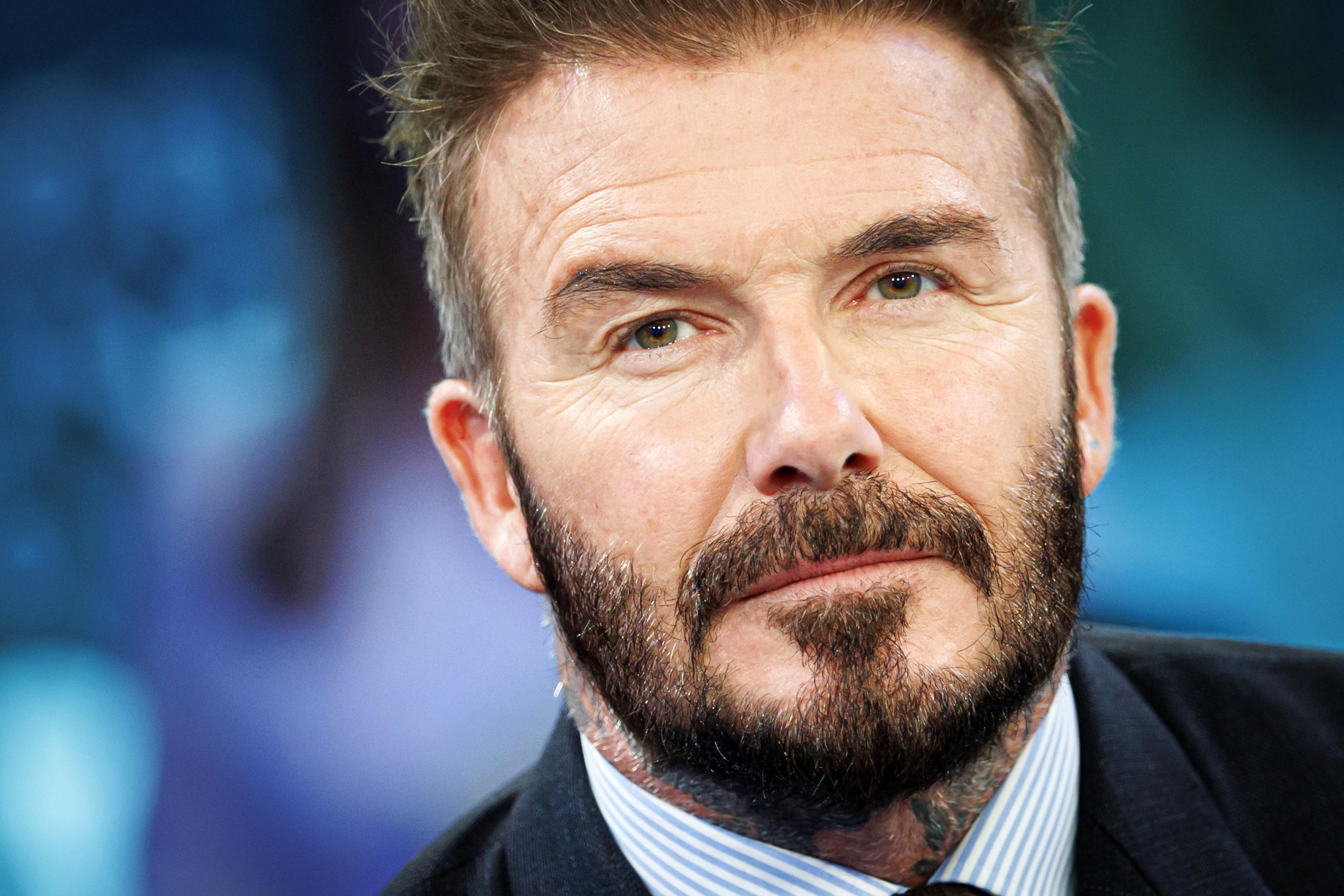 David Beckham compie 50 anni: da calciatore a icona globale David Beckham compie 50 anni: da calciatore a icona globale