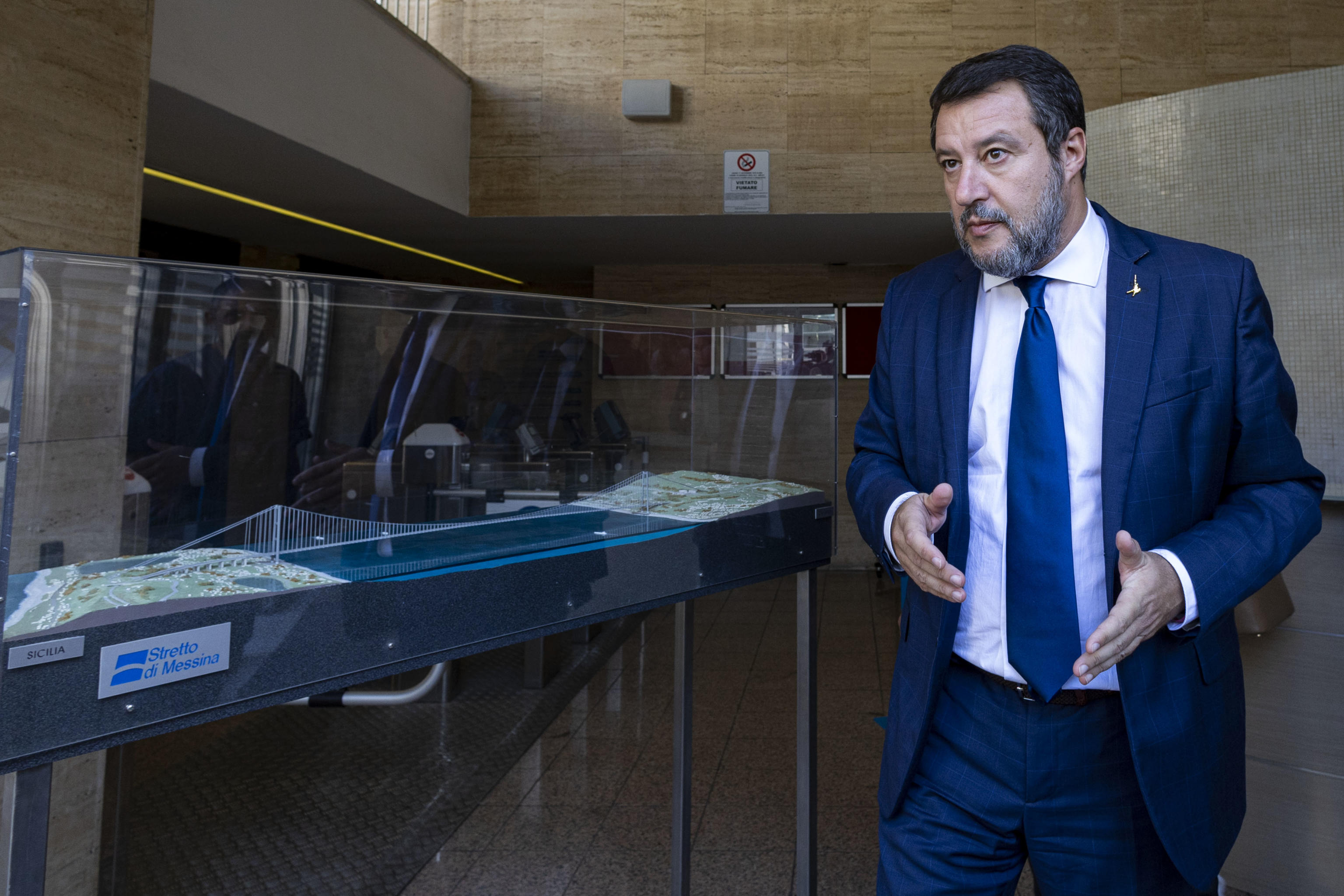 Ponte sullo Stretto, stop del Colle alla deroga antimafia