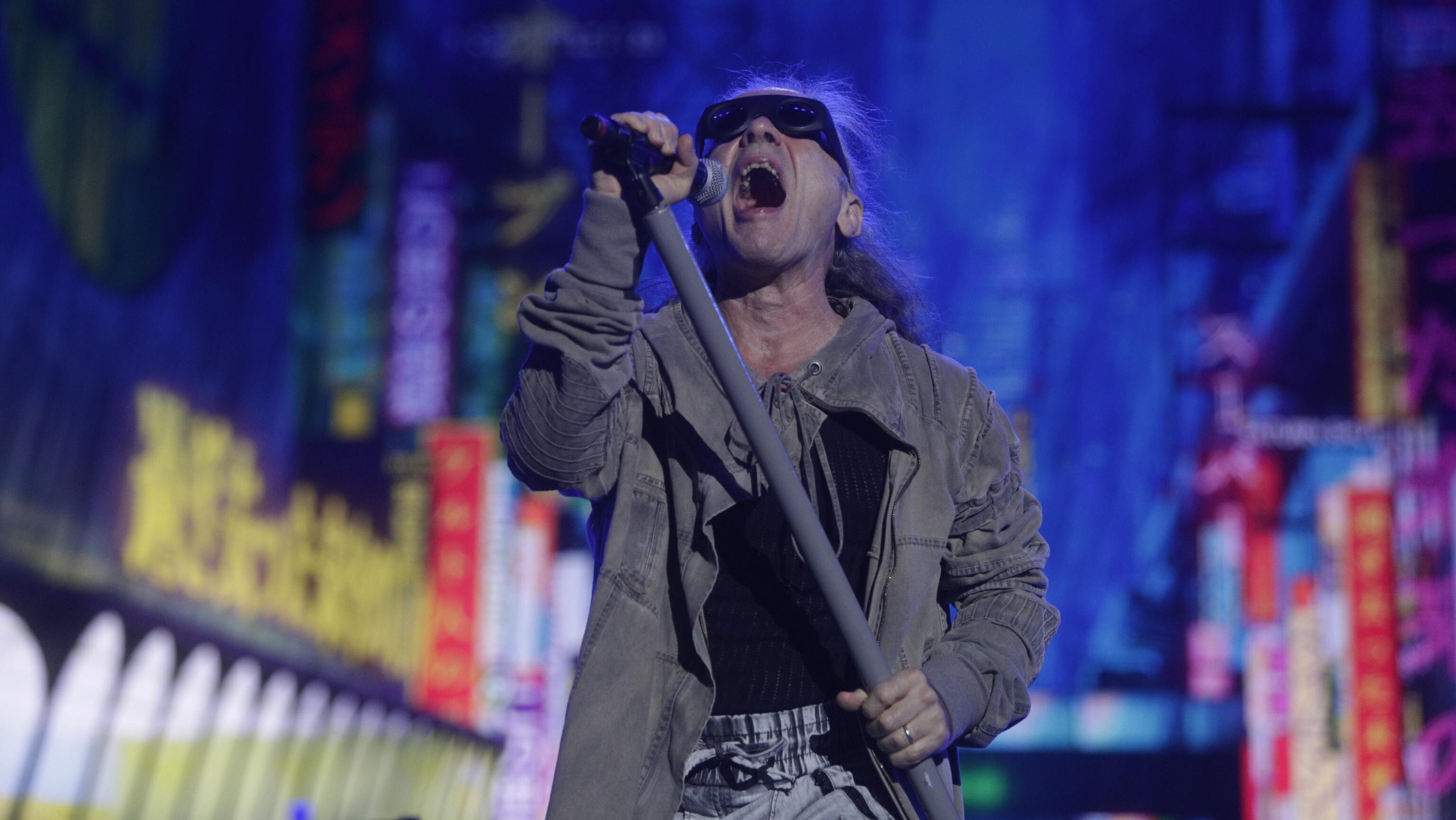 Iron Maiden: “Ai concerti si canta, non si gioca con lo smartphone”