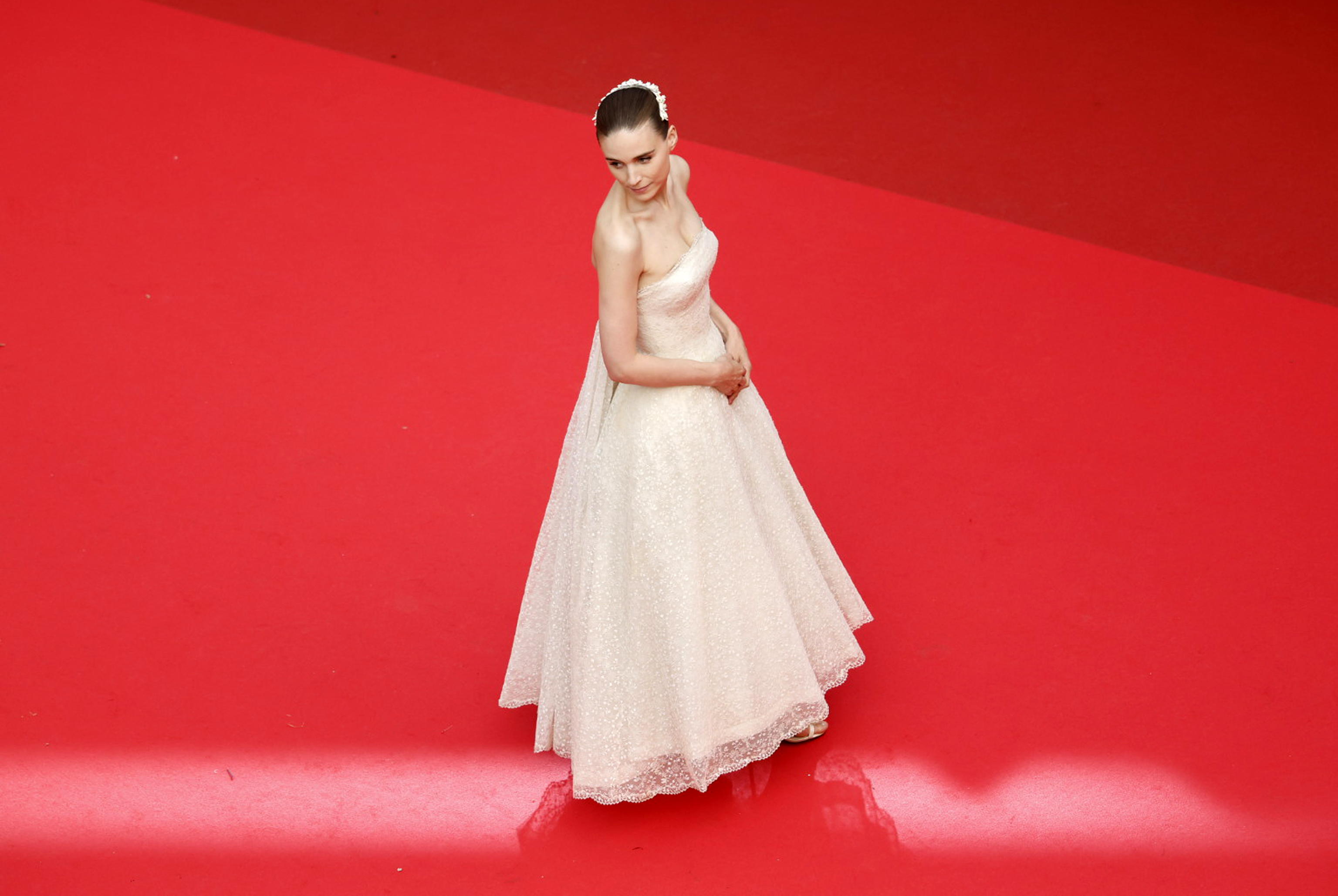 Il Fascino Intramontabile del Vintage di Lusso: Quando il Red Carpet Incontra la Sostenibilità