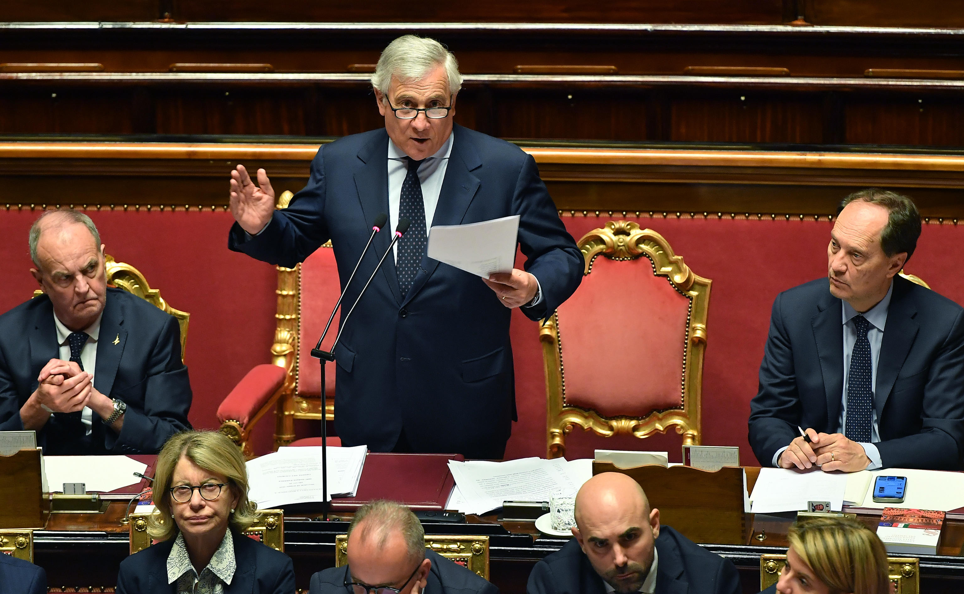 a gaza continuano i raid tajani in senato supporto italiano a missione di pace dei paesi arabi