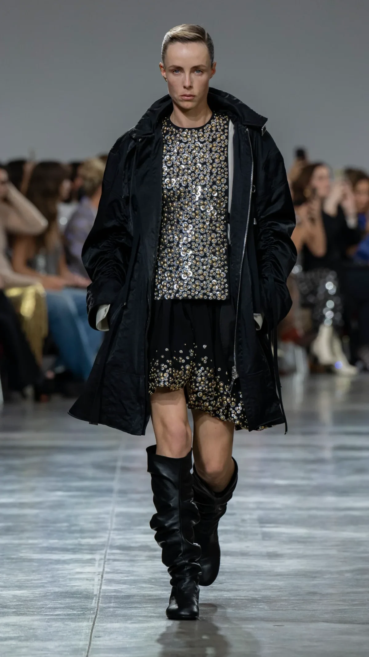 Eleganza ribelle: come è cambiato l’abito da sera nella moda contemporanea