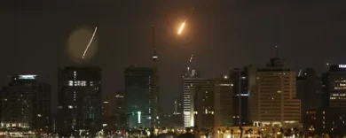 Israele colpisce Teheran, l’Iran risponde: escalation e paura a Gerusalemme